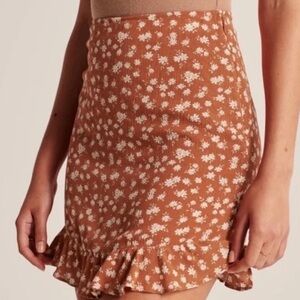 Abercrombie & Fitch Peach Orange Ditsy Floral Ruffle Mini Skirt